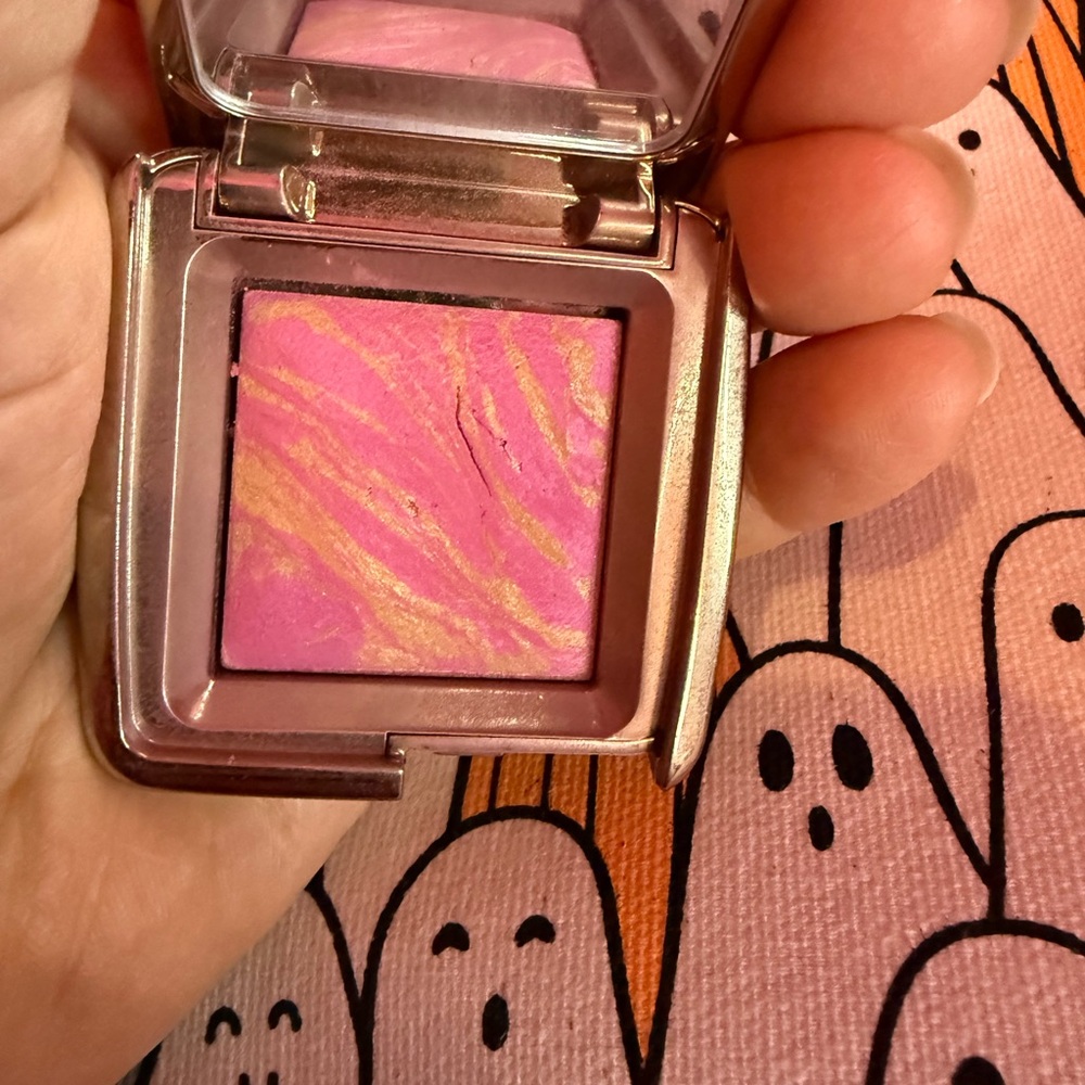 Hourglass Blush in Pink and Gold Swirl